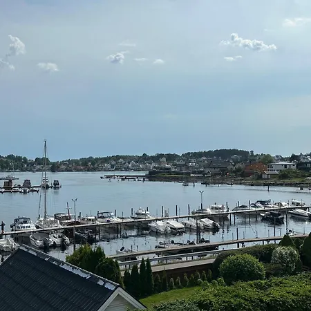 Ved Sjoen - Husvik, Tonsberg! *
