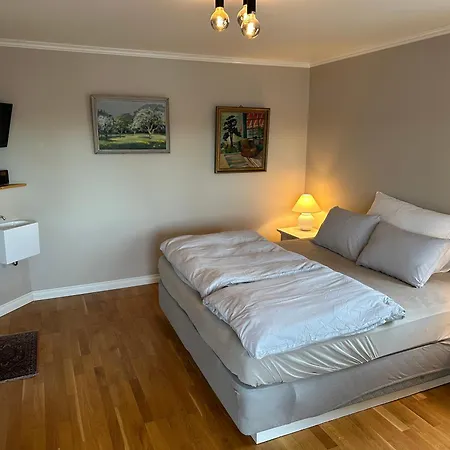 Villa Ved Sjoen - Husvik, Tonsberg!