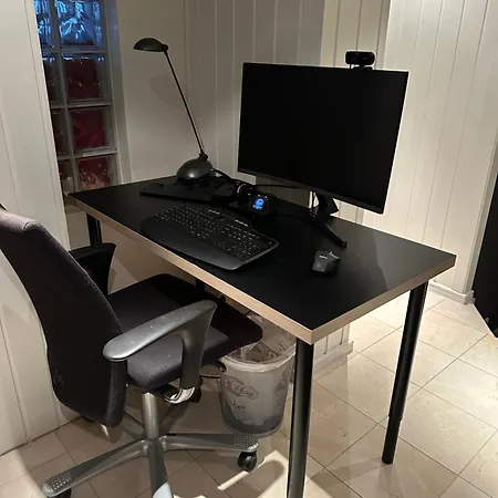 Ved Sjoen - Husvik, Tonsberg! *