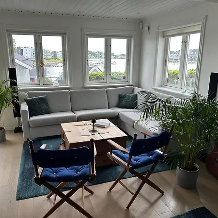 Ved Sjoen - Husvik, Tonsberg! 빌라